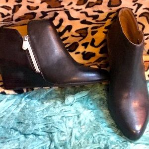 Adrienne Vittadini Meriel Wedge Ankle Booties